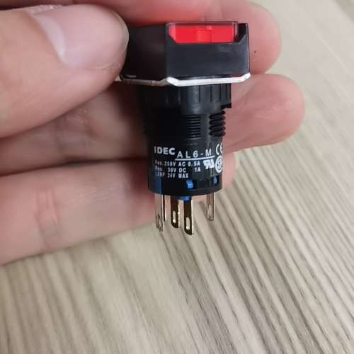 议价IDEC和泉AL6-M DC24V AL6M-M自复位按钮开