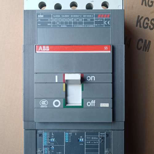 议价ABB塑料壳断路器 S5H630A，成色如图，底座有