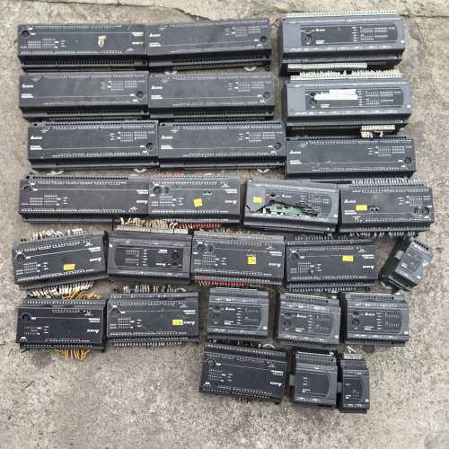 议价台达黑色系列PLC模块控制器，大小型号都有，都是旧设备拆机