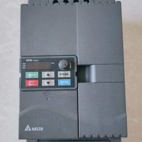 议价台达变频器VFD110E43A出售，11KW三相输入，380
