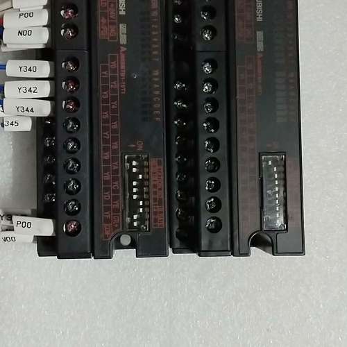 议价AJ65SBTB1-16T1，成色如图，功能好，有需要的联