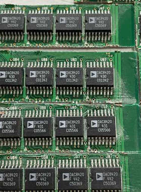 议价DAC8420F 贴片 带板子  原字36个