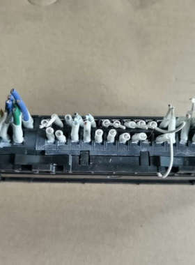 议价MITAUBISHI  AJ65SBTB1—32D  6个议