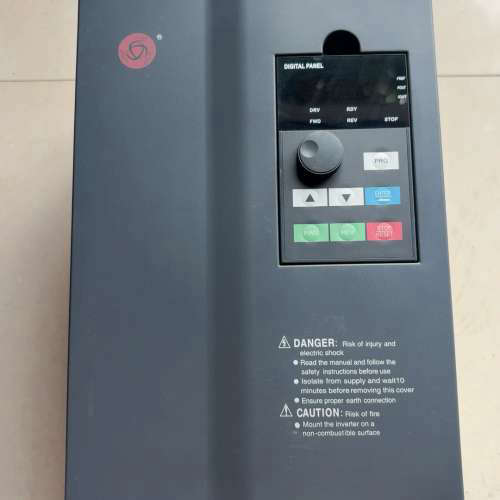 议价众辰空压机拆机15千瓦变频器