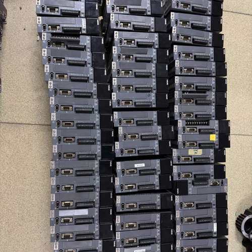 议价信捷伺服电机驱动器套装400W脉冲型出售，型号DS5L-20