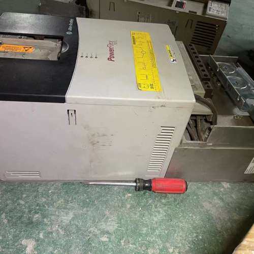 议价20BC056A0AYNANC0 AB罗克韦尔变频器 外壳破