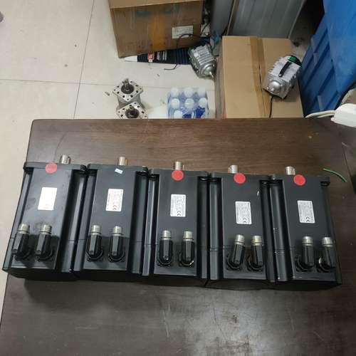 议价步科伺服电机SMH110D-0105-20NAK-4LKM