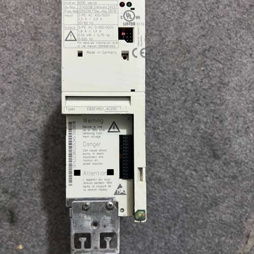 议价拆机伦茨变频器E82EV551-4C 成色漂亮，不带IO板可