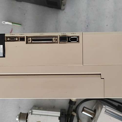 议价安川伺服驱动器SGDV-330A01A002功能好的，正常使