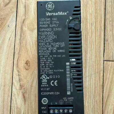 议价GE 电源模块IC200PWR102 ，功能好，成色佳如图