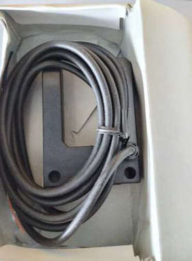 议价光电开关E3Z-GP11B  10to30V DC