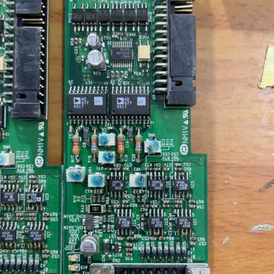 议价AD977AR ：剩下9片一片30  AD620AR ：1