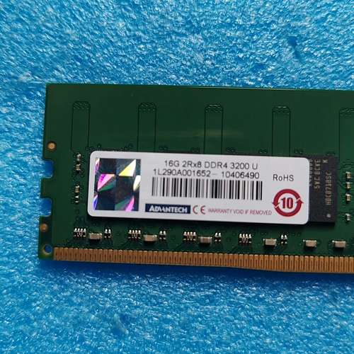 议价研华16G  DDR4  3200，成色漂亮，原装内存，从A