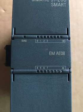 议价200Smart 模拟量模块EM AE08 成色如图，