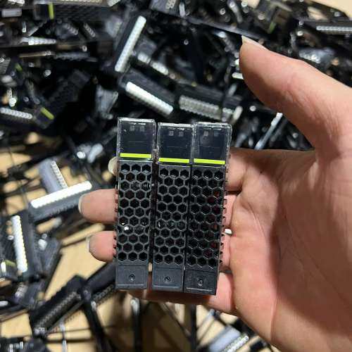 议价服务器2.5寸盘架，现货！成色新，现货速发！深圳发货