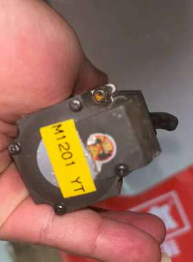 议价拆机 AC伺服电机，型号MSMD5AZG1S，输入功率0