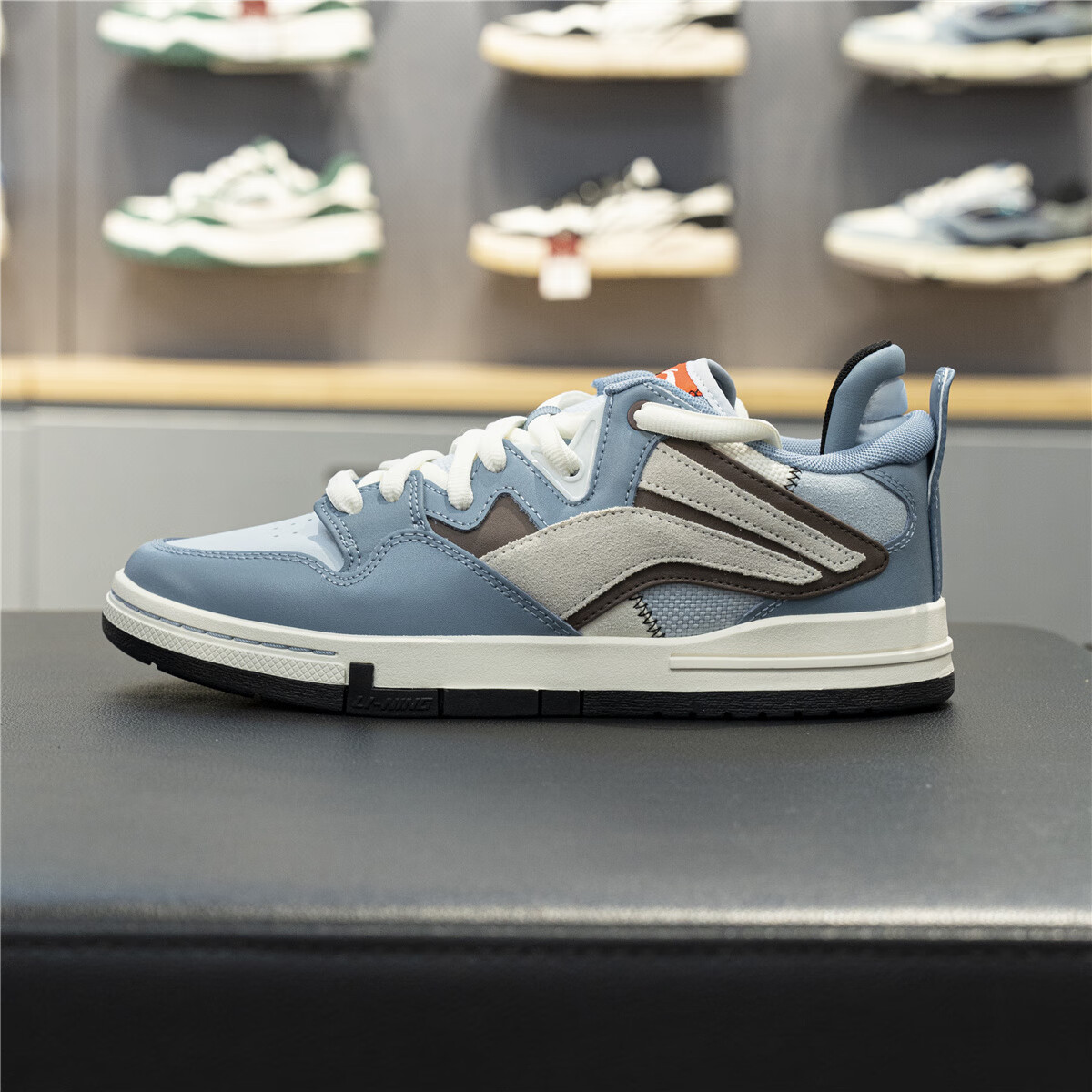 李宁休闲鞋男鞋25冬季惟吾PRO特别故事版经典防滑板鞋AEPV067