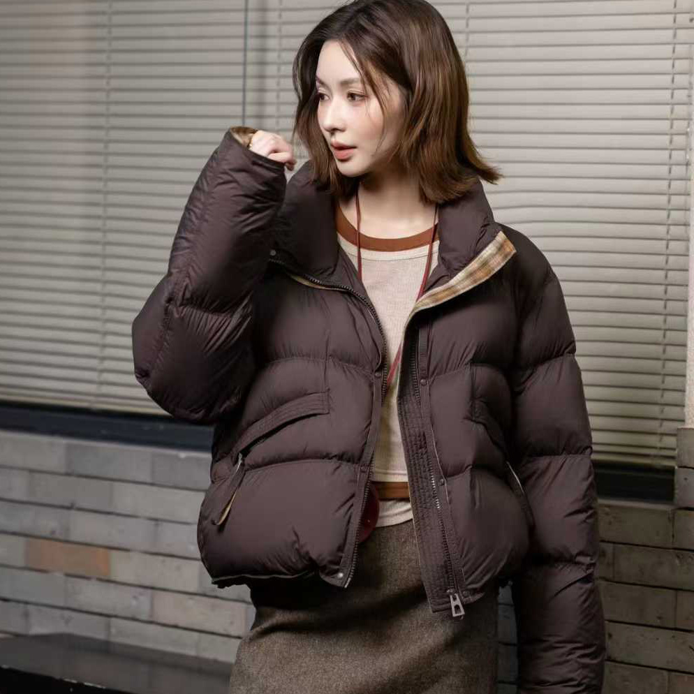 聚酯纤维立领短款羽绒服时尚保暖