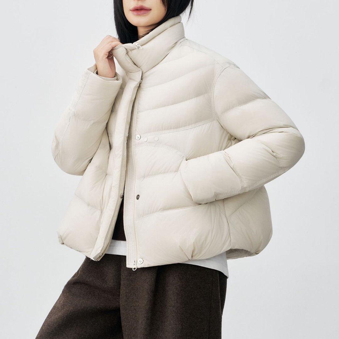 聚酯纤维常规立领羽绒服时尚保暖