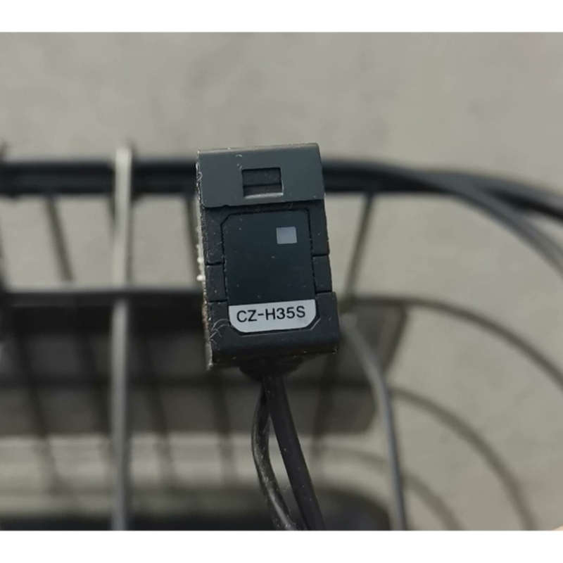 CZ基恩【士正品原装】-议价KEYENCE色标RGB颜色议价传感器