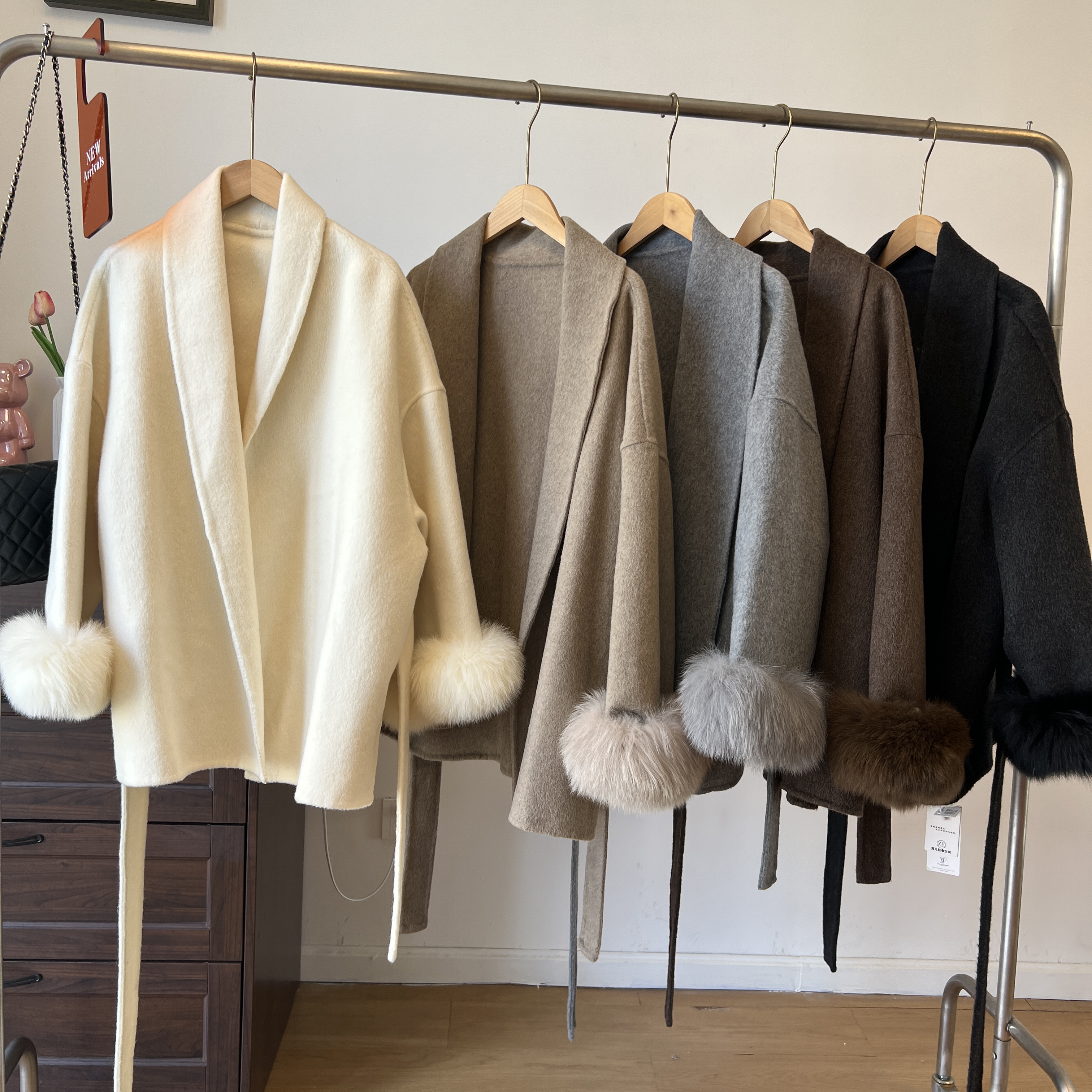 浴袍系带狐狸毛袖双面羊绒大衣女