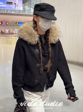 欧阳娜娜同款黑色连帽大毛领牛角扣针织开衫女秋冬慵懒风毛衣外套