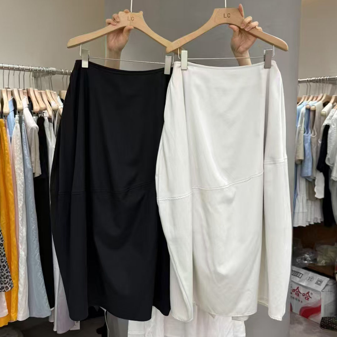 韩版高腰显瘦不规则开衩半身裙