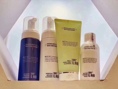 德莱博洗面奶韩国 DRLAB甘菊蓝慕斯洁面氨基酸泡沫深层毛孔洁面乳