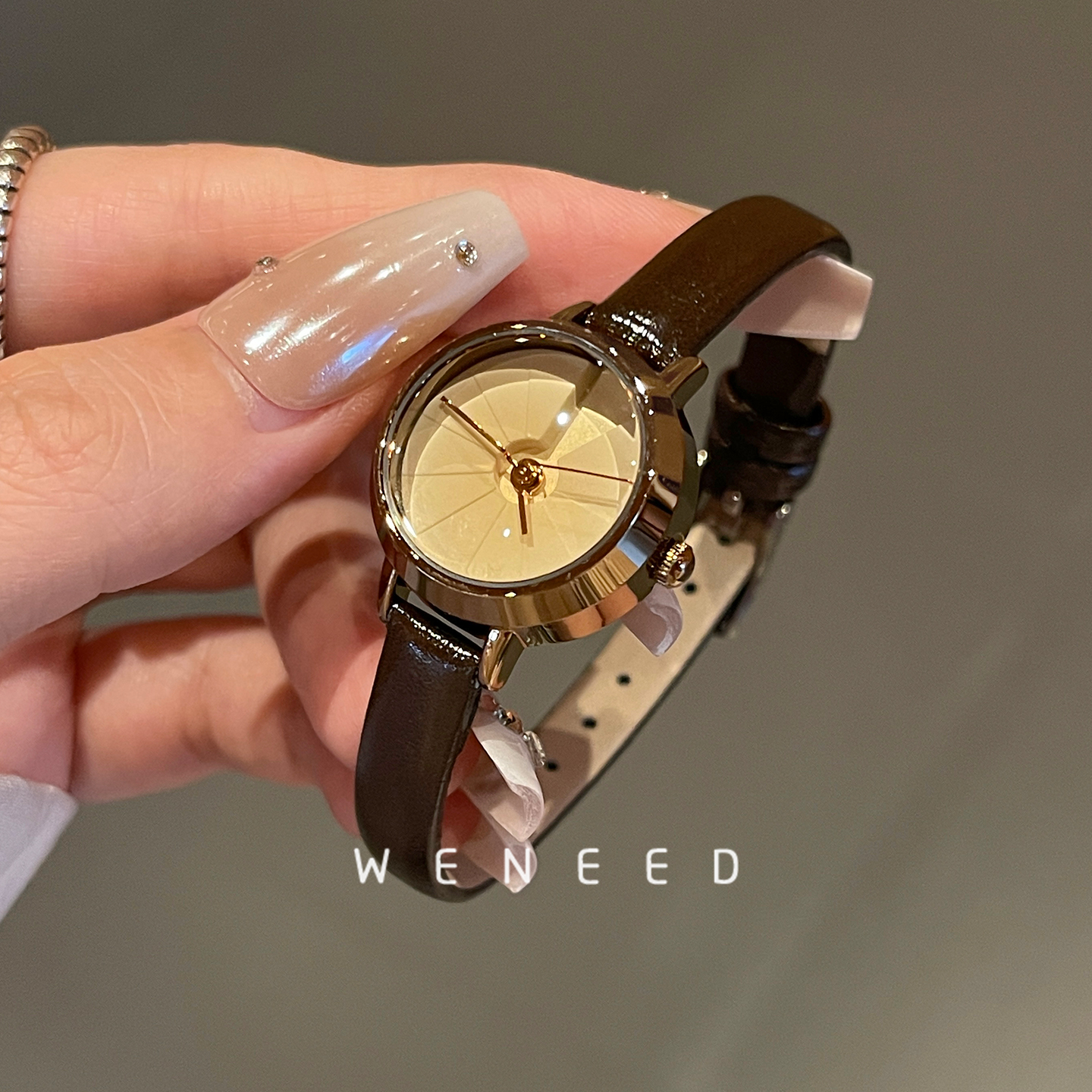 weneed2025新款手表女款轻奢小众正品女士简约气质高级感皮带女表