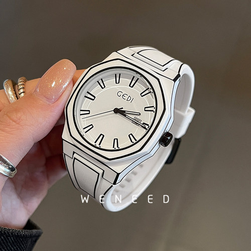 2025年新款潮酷时尚大表盘女表