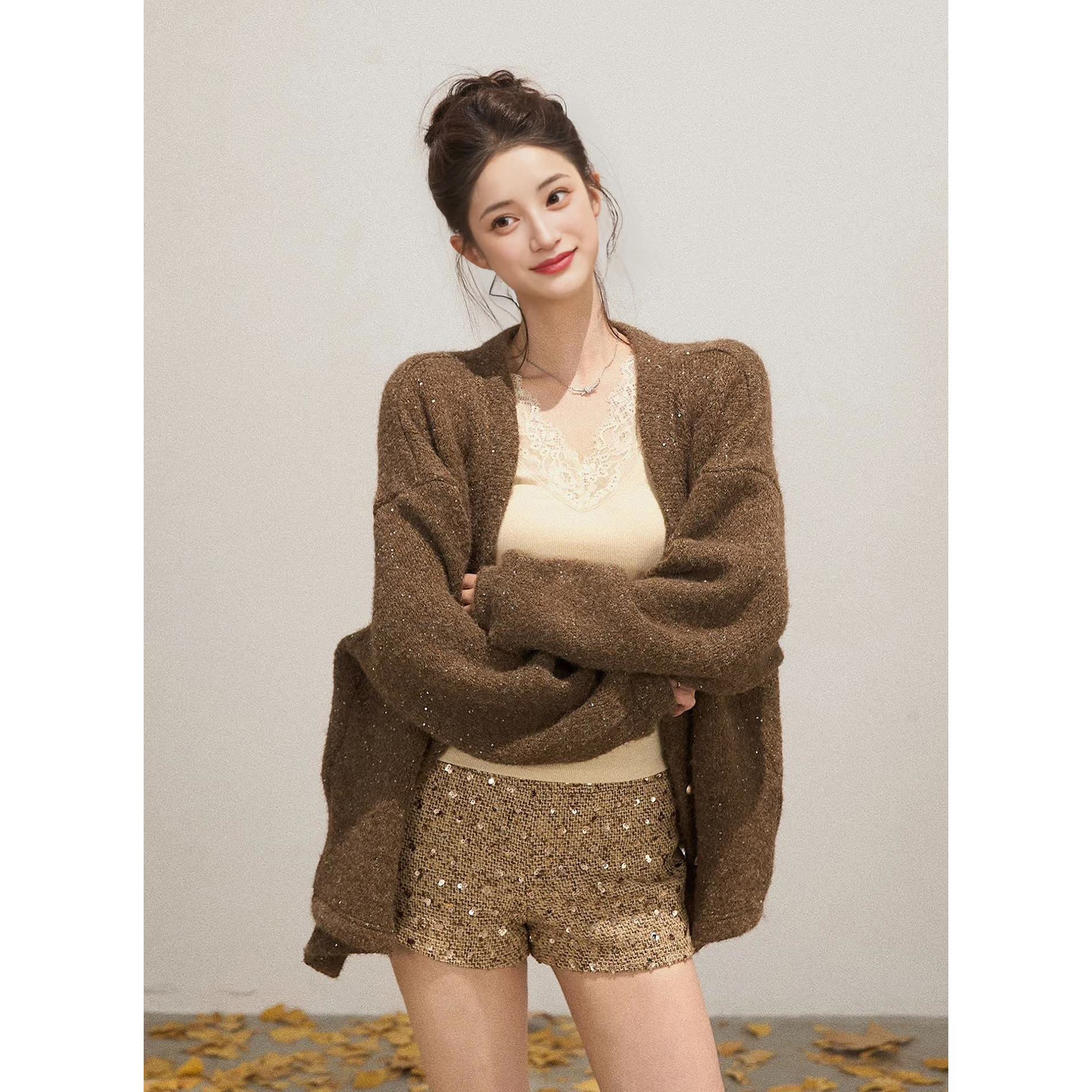 Mostar 亮闪V领排扣毛衣开衫女秋季复古高级感休闲宽松外套上衣