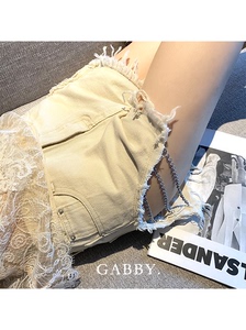 GABBY 穿上再也不需要用长腿特效 高腰显瘦毛边金属链牛仔短裤