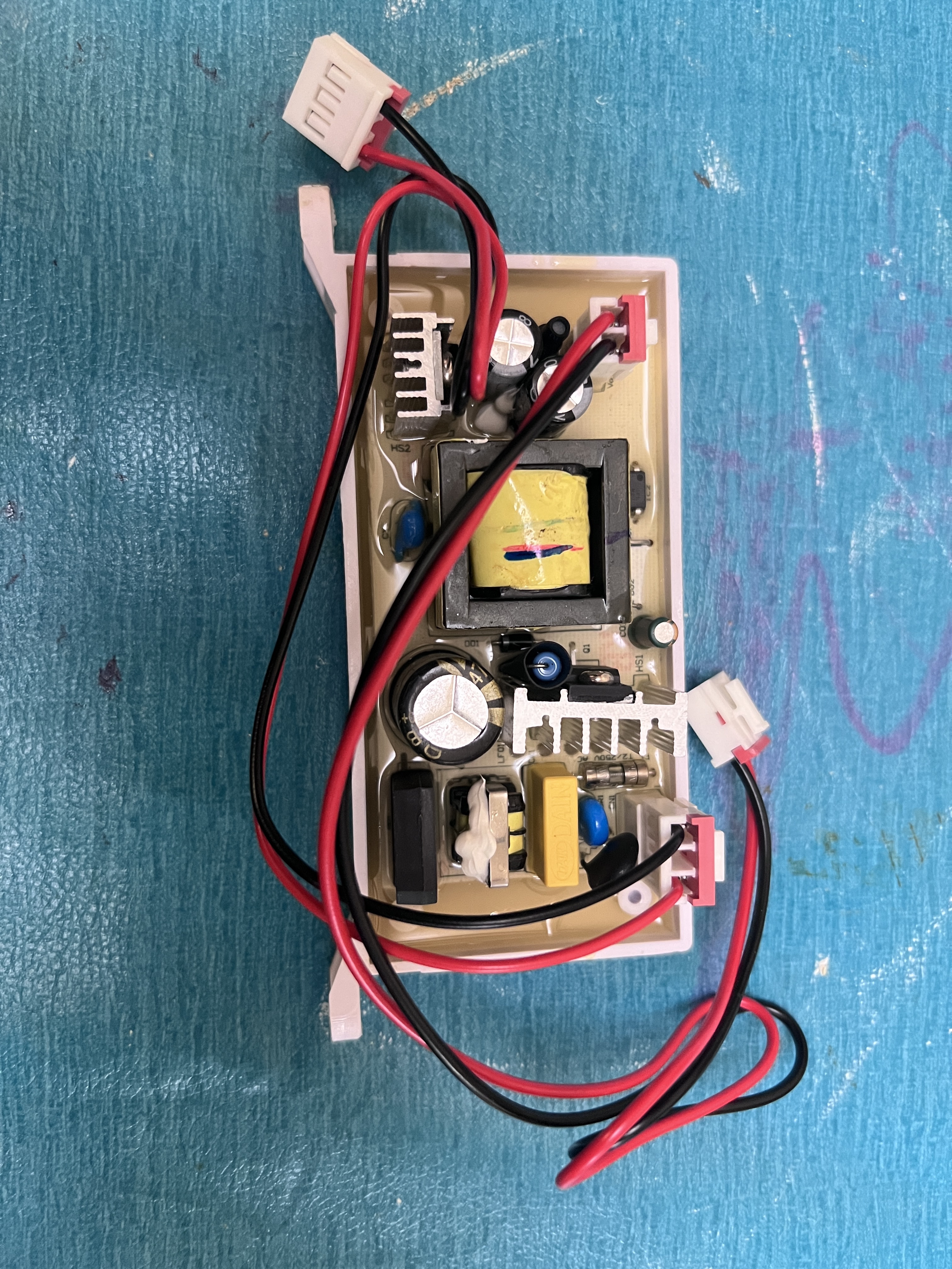英士利標(biāo)配款和自動翻蓋款電源板