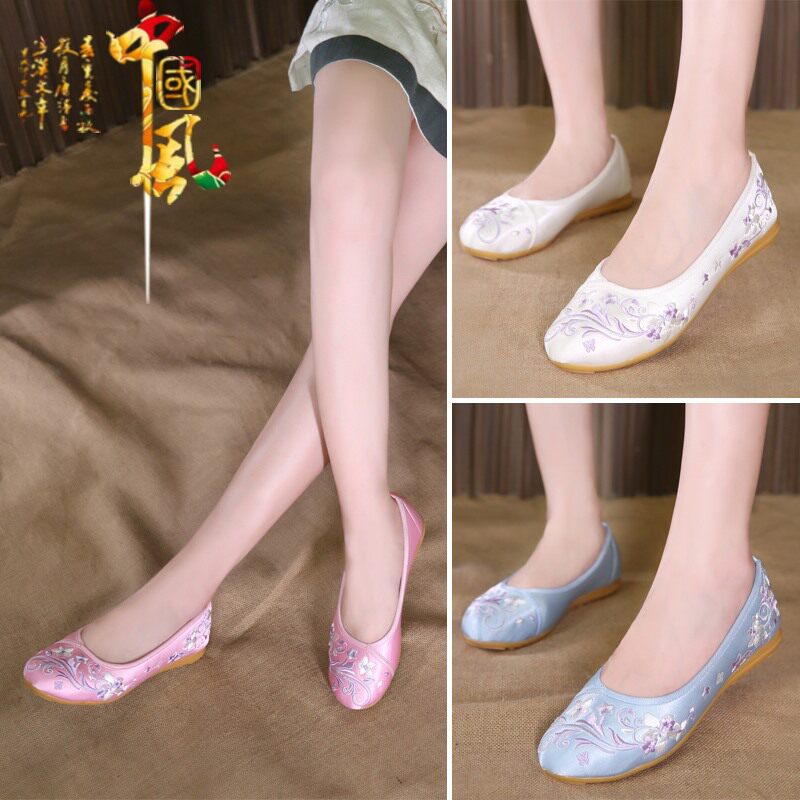 spring and autumn new pattern Embroidered shoes Flat bottom Flat heel Dichotomanthes soft sole Old Beijing dance ancient costume Hanfu Ruskirt Women's Shoesin the Women's Shoes, Low shoes  category - from Buy2taobao.com to provide professional Taobao agent buy service