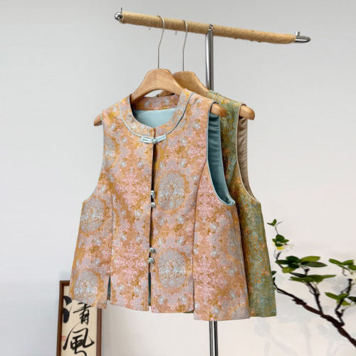 新中式国风马甲女2026年春秋新款立领缎面提花化坎肩马夹无袖外套