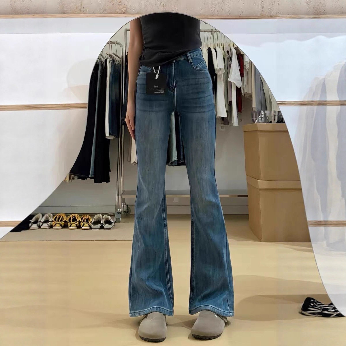 加绒加厚蓝色微喇牛仔裤女冬季新款大码胖mm高腰显瘦弹力喇叭裤子