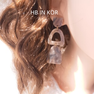 韩国进口高端几何亚克力精致耳环少女独家防过敏耳坠气质简约大气