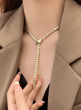 可调节蛇形项链女生爆款气质毛衣链小众设计轻奢高级感中长款颈链