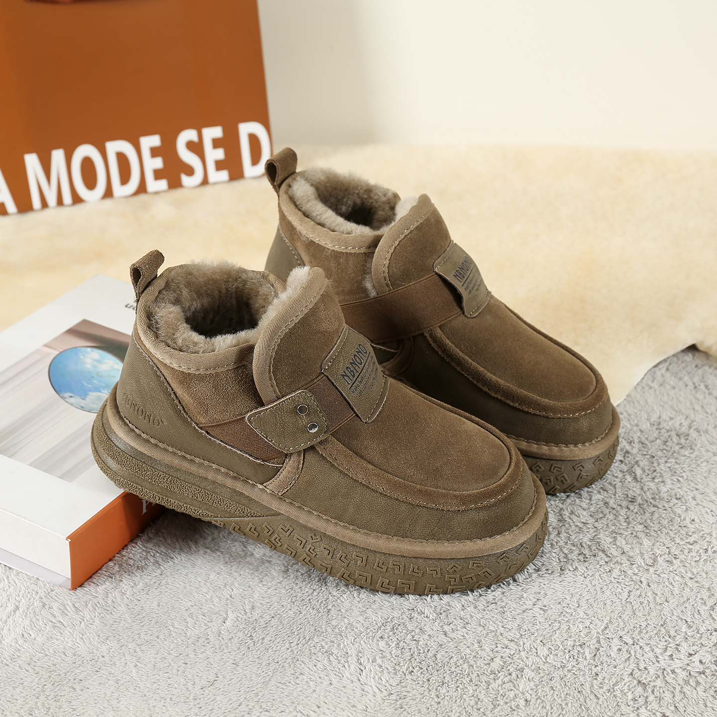 保暖情侣款羊毛短靴低帮棉鞋