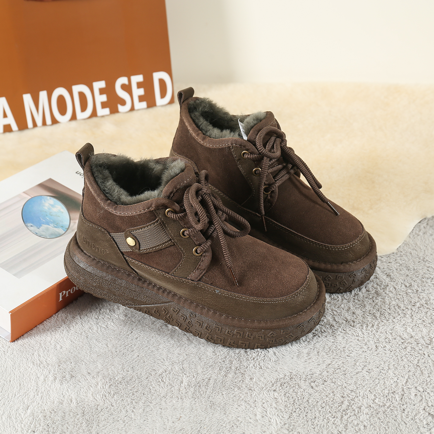 新款系带雪地靴2025冬季皮毛一体短款加绒加厚防滑保暖棉鞋情侣款