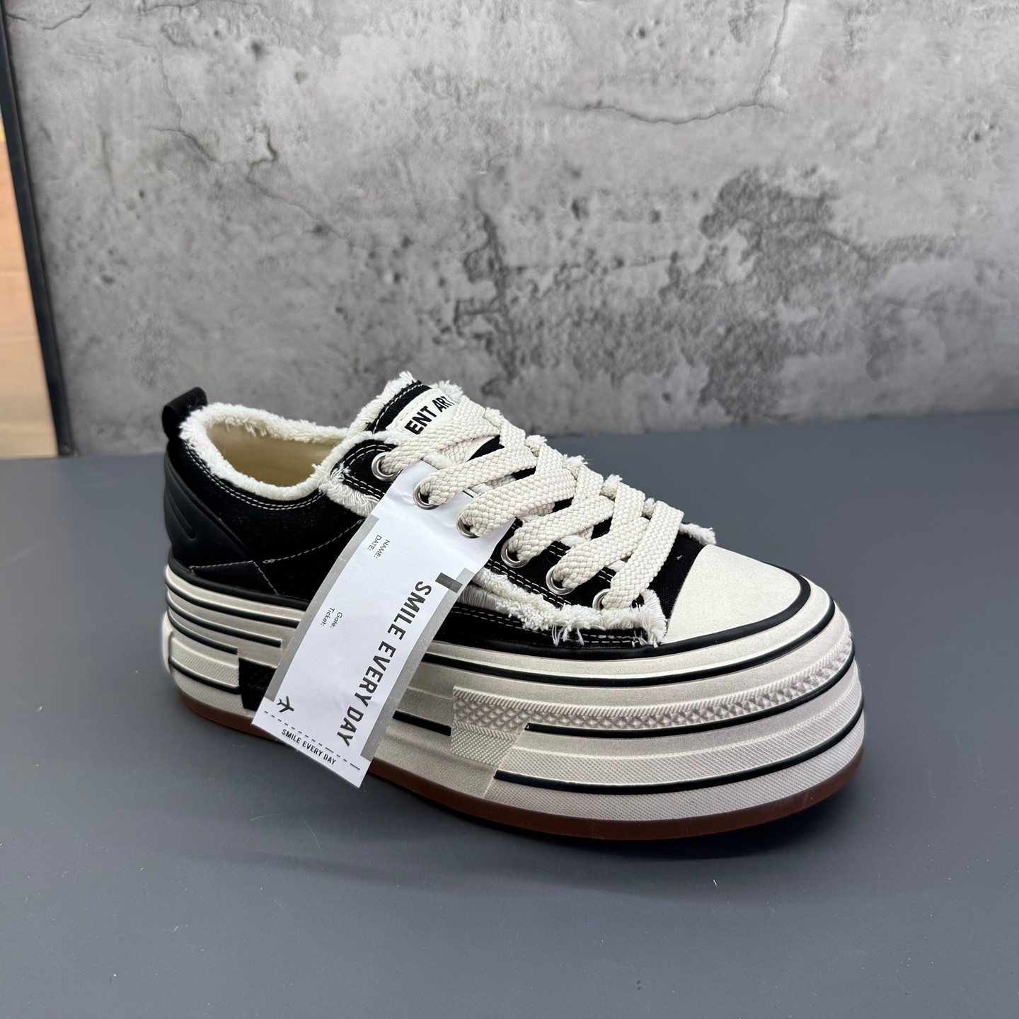 2026春季新款撤柜断码真皮内里圆头系带流苏学院帆布鞋板鞋女鞋,女鞋,休闲板鞋,淘宝优惠券,粉丝福利购,淘宝优惠卷