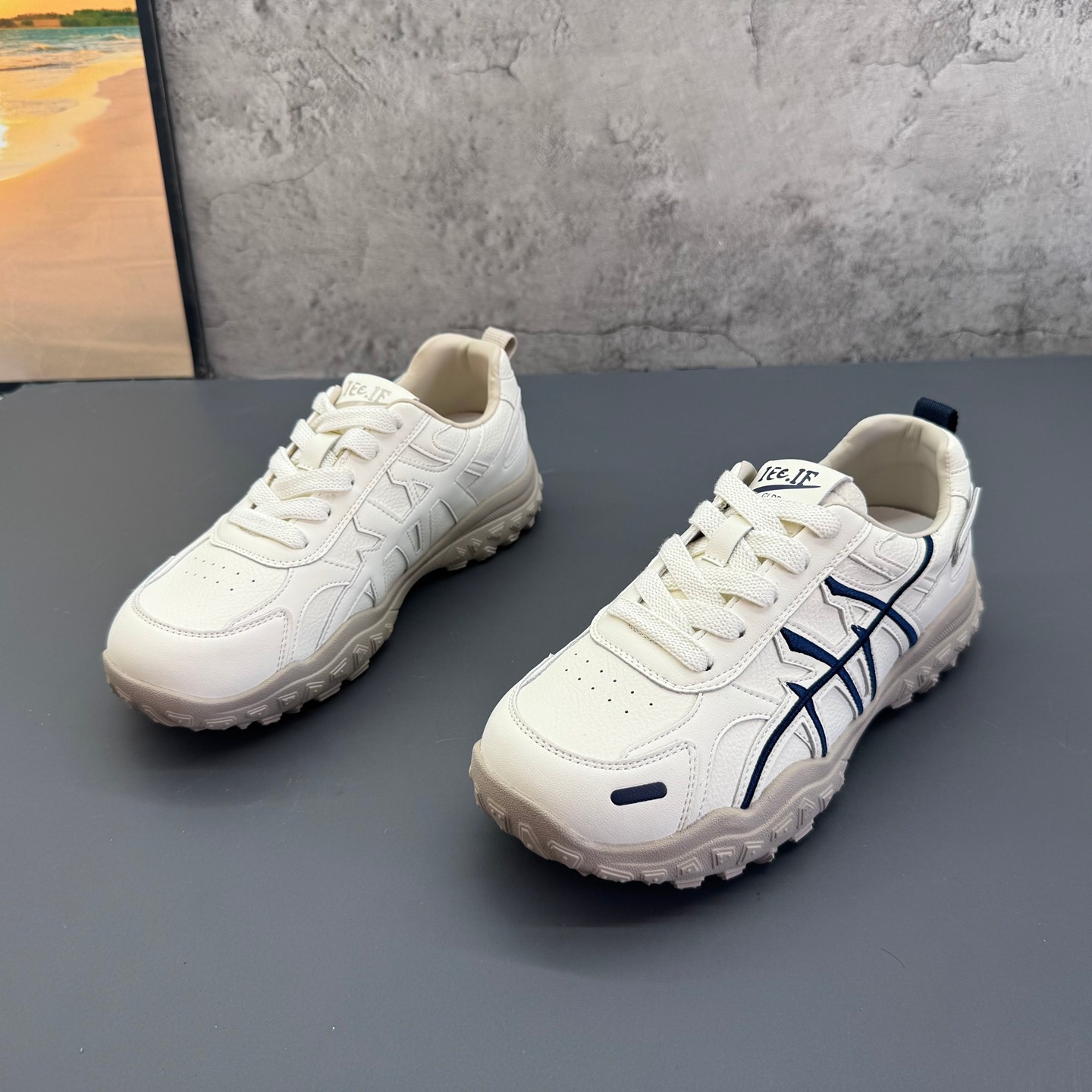 2026春季新款撤柜断码真皮韩版网红超火爆款跑步运动鞋休闲女鞋,女鞋,时尚休闲鞋,淘宝优惠券,粉丝福利购,淘宝优惠卷