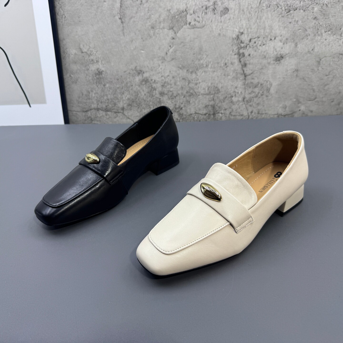 2026春季新款撤柜断码真皮低跟简约纯色方头套脚软面牛皮单鞋女鞋