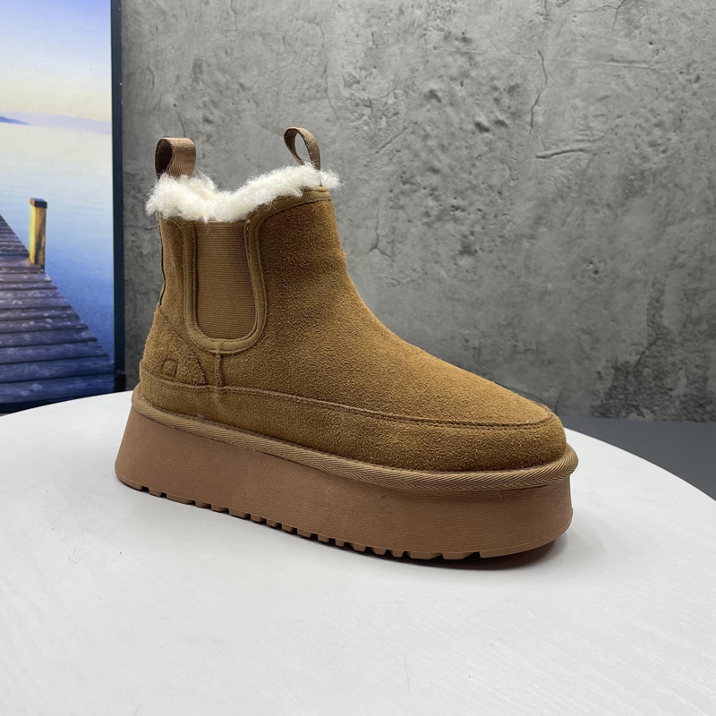 品牌撤柜断码真皮保暖雪地靴短靴