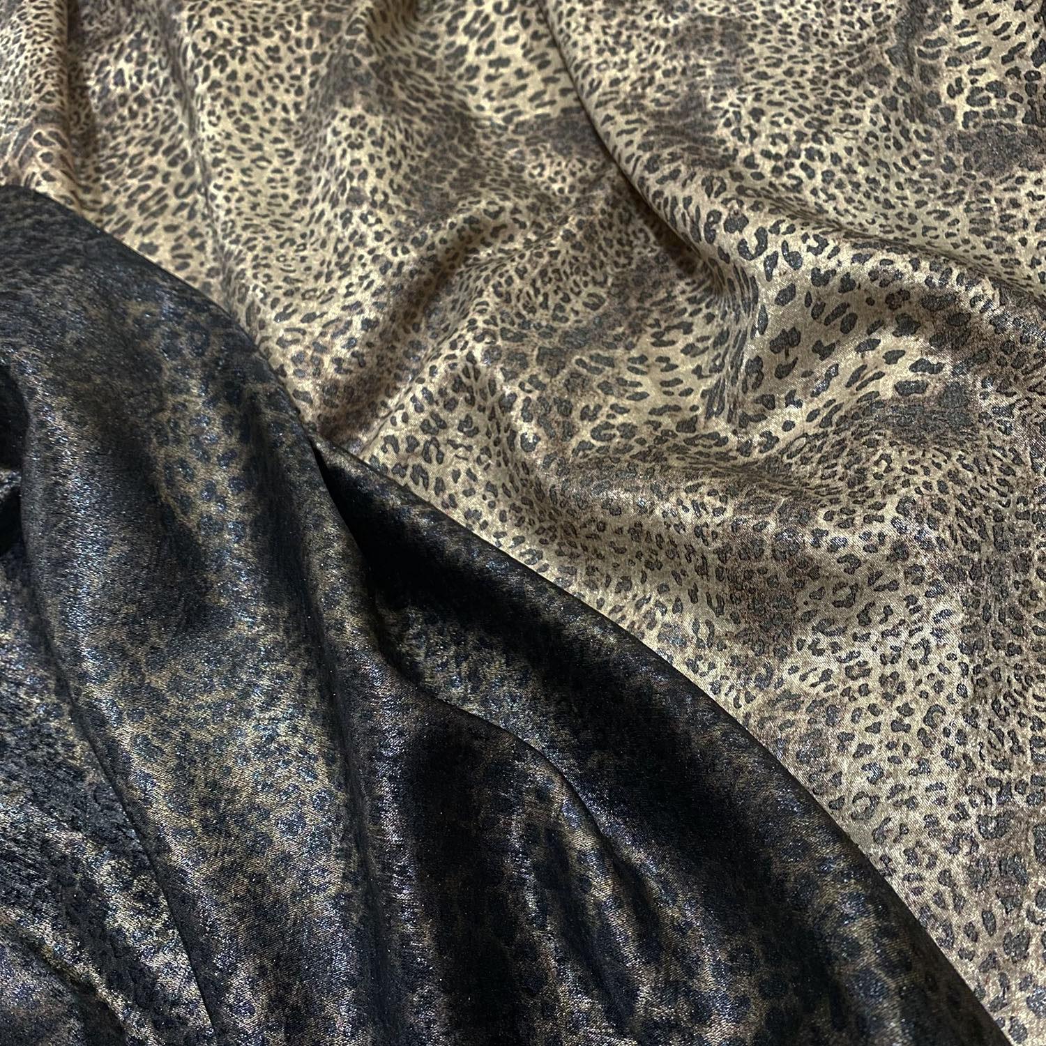 高档烫银粉布料小豹纹动物纹礼服面料高级感手工饰品亮面布料