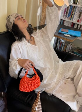 春季新款法式波西米亚风花边领流苏串珠系带衬衫灵动上衣女