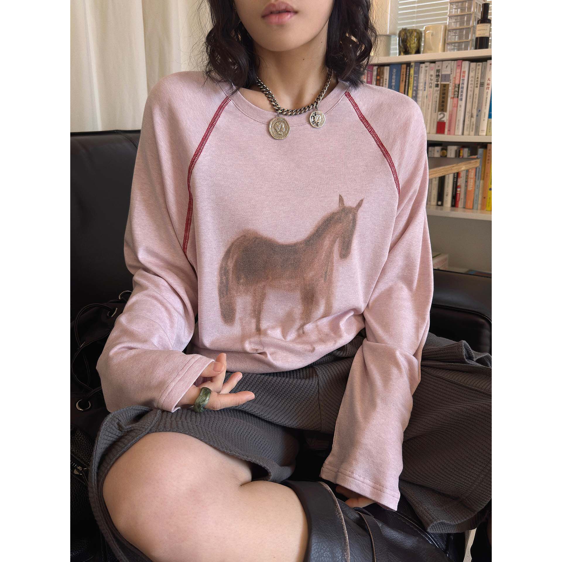 春季新款韩系松弛马年小马印花明线插肩袖恤宽松廓形上衣女