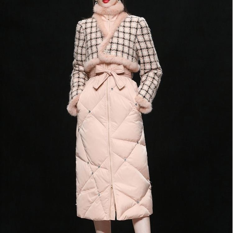 冬季新款气质兔毛立领设计感花呢拼接中长款白鸭绒羽绒服