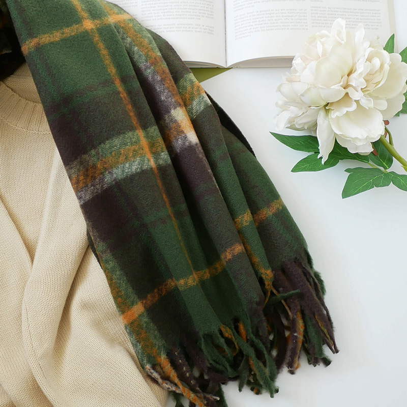 森林冬日，显白墨绿，保暖围巾