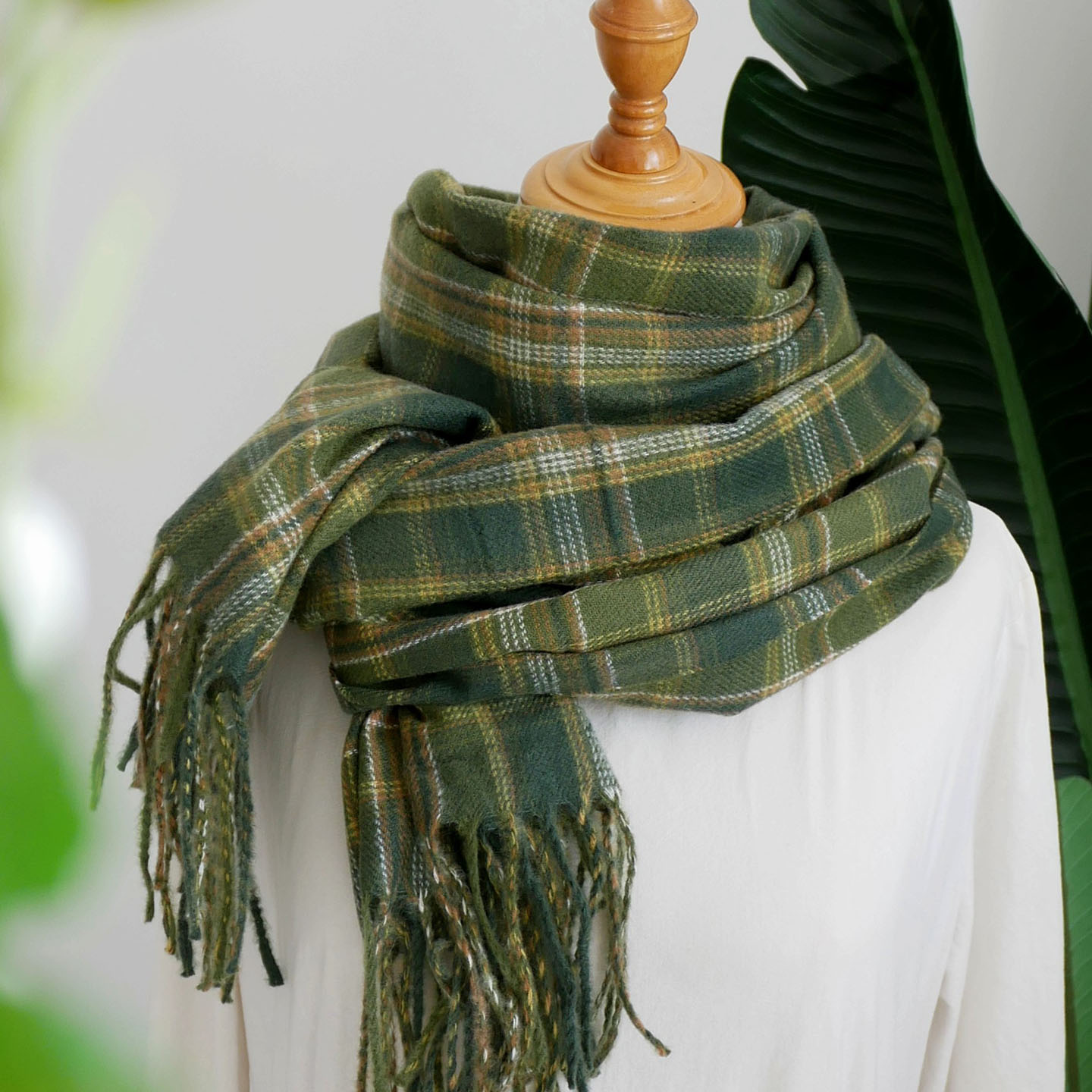 雪松的冬天，显白墨绿，保暖围巾